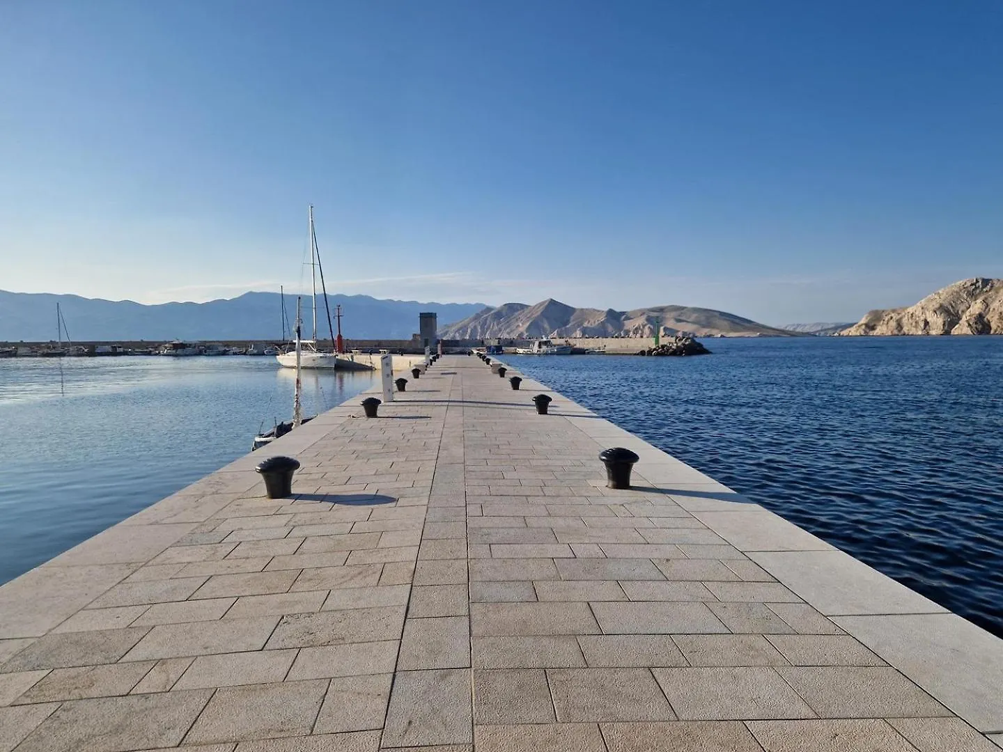 Apartment Bakrac Beach Baska  0*, Baska (Krk)