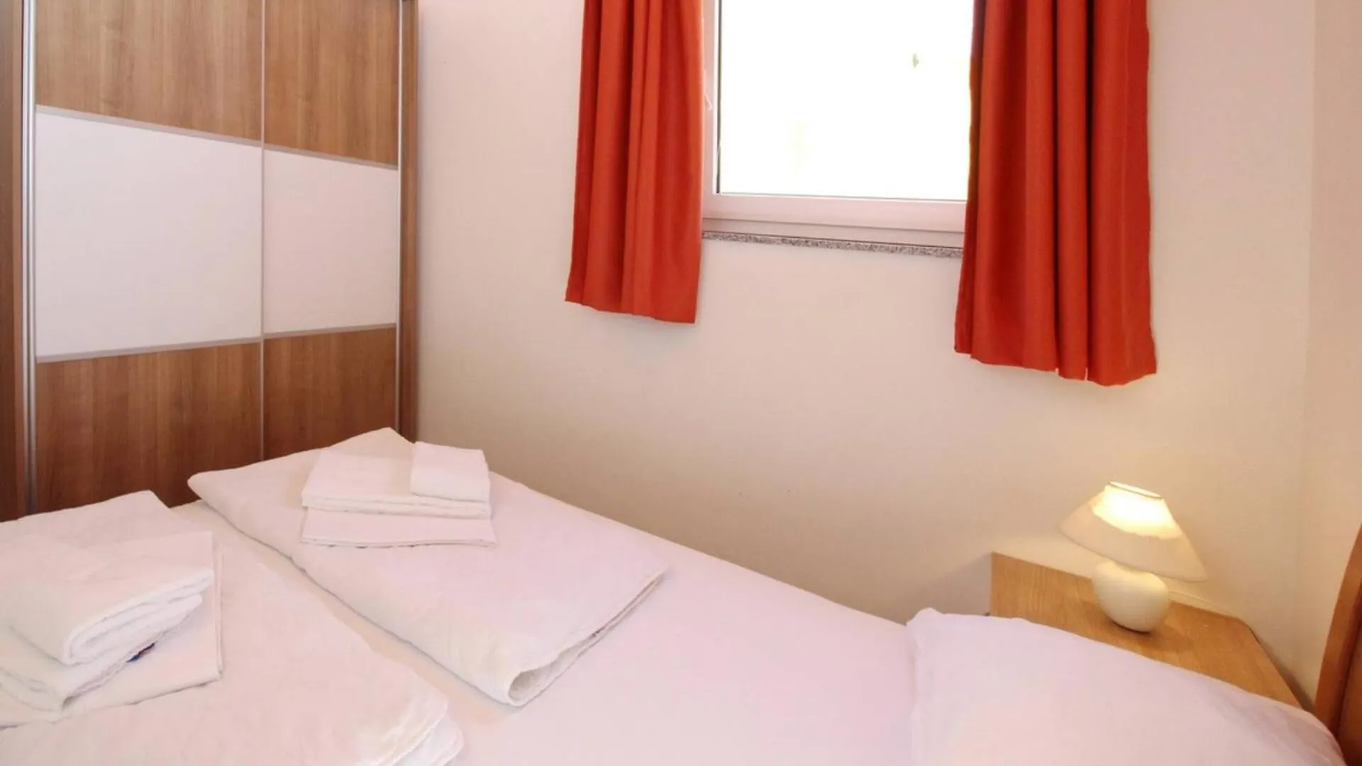 Apartment Bakrac Beach Baska